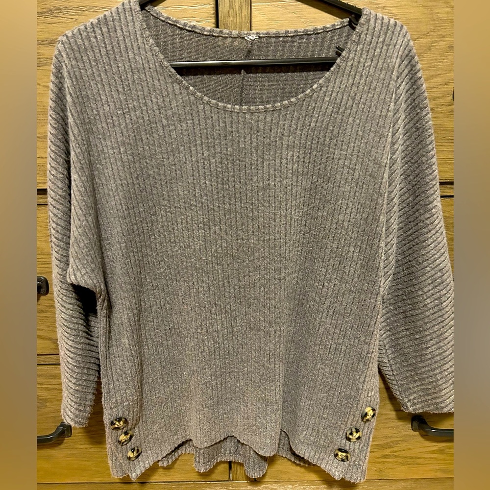 Grey top - L